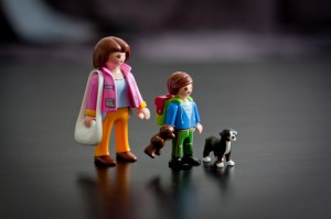 PLAYMOBIL 5513 - Duo Pack Mama mit Schulkind