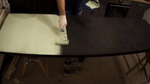 DIY Magnetische Tafel mit Eisenfarbe und Tafelfarbe